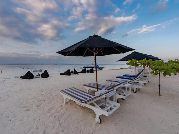 Nusa Indah Onai Hotel Lembongan Exterior foto